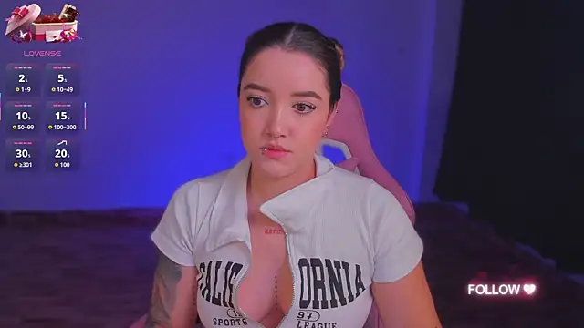 lunaarose online show from 09.25.25