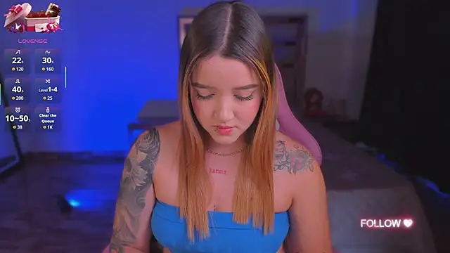 lunaarose online show from 10.01.25