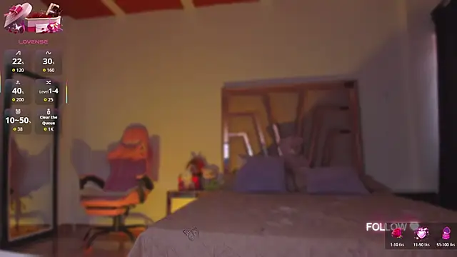 lunaarose online show from 10.14.25