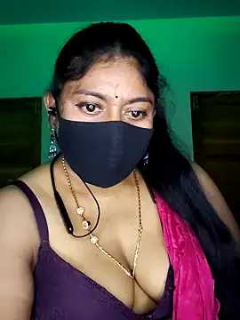 Snapshot of Telugu--Nadhini143 chatting on 11.18.25 Telugu--Nadhini143 online show from 11.18.25