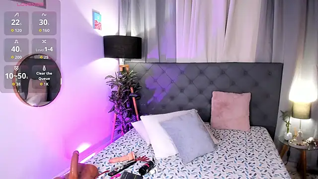 EmaaaBrown  online show from 11.30.25