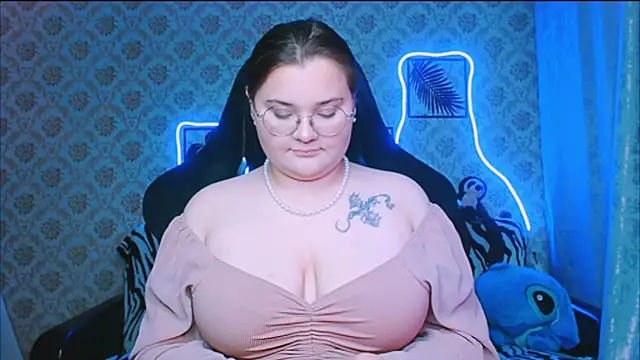 InLoveWithLife26 online show from 09.24.25