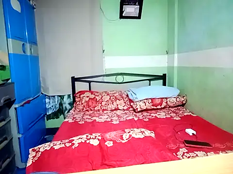 Snapshot of ashley_kimxx chatting on 10.10.25 ashley kimxx online show from 10.10.25