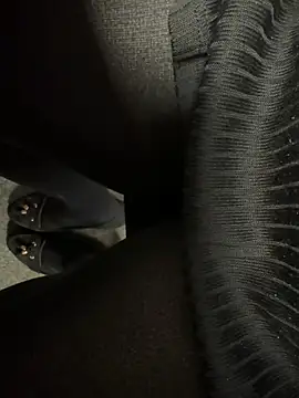 HiddenHoneyLDN online show from 09.10.25