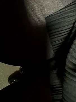 HiddenHoneyLDN online show from 01.19.26