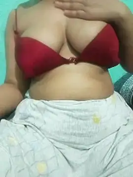 Maria Mahi online show from 04.15.26