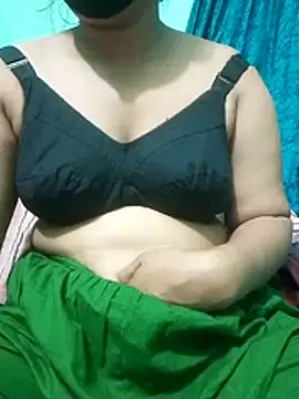 Snapshot of Maria_Mahi chatting on 06.25.26 Maria Mahi online show from 06.25.26