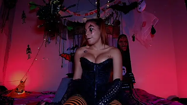 m rosee online show from 10.31.25