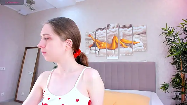 Camilla Kelly online show from 05.12.26