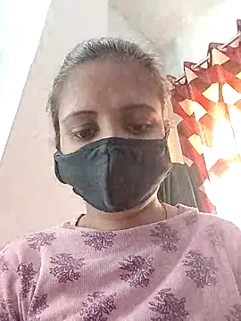 Ruhi 07 online show from 10.18.25