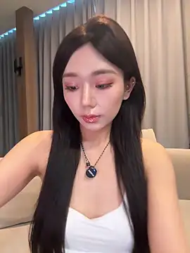 jiajia L online show from 03.28.26