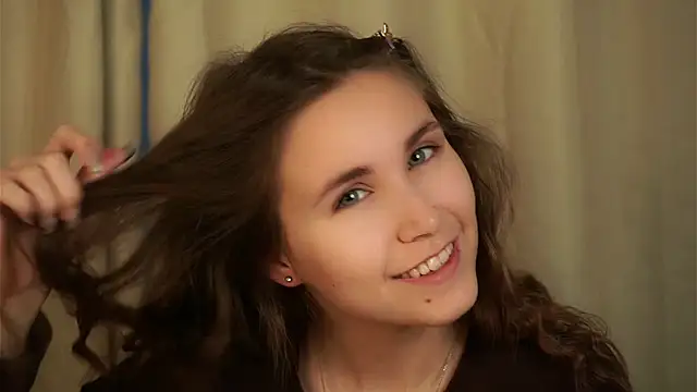 EthalFlowers online show from 11.04.25