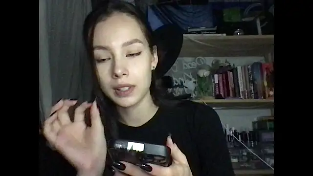 Snapshot of Yuna5343 chatting on 10.08.25 Yuna5343 online show from 10.08.25