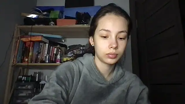 Yuna5343 online show from 12.14.25