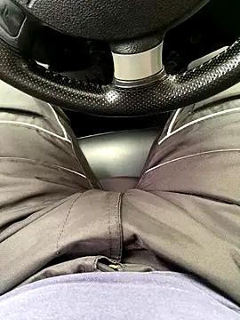 Snapshot of maxvergo chatting on 10.06.25 maxvergo online show from 10.06.25