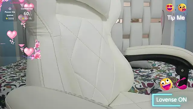 Snapshot of Katalina_red chatting on 09.11.25 Katalina red online show from 09.11.25