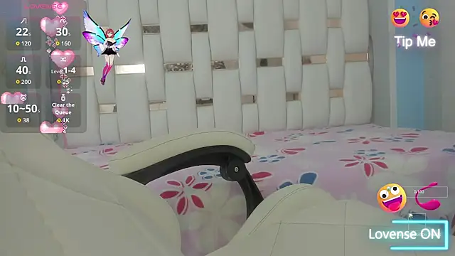 Snapshot of Katalina_red chatting on 10.02.25 Katalina red online show from 10.02.25