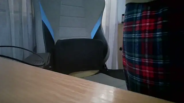 Maxxcock699  online show from 04.04.26