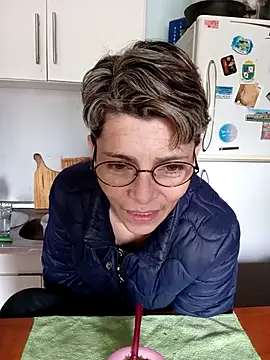 Lulypsicologasexual online show from 10.28.25