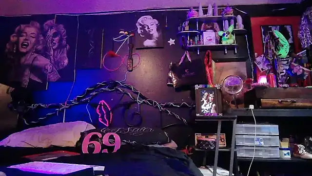 Splash Queen420 online show from 02.23.26