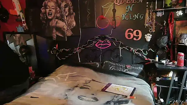 Splash Queen420 online show from 02.25.26