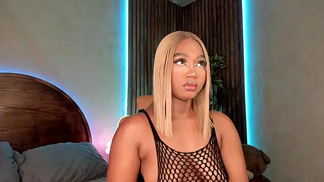 alisonn moon online show from 11.18.25