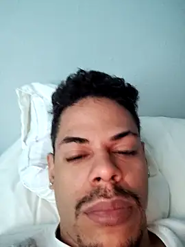 Snapshot of Yasel69 chatting on 04.16.26 Yasel69 online show from 04.16.26