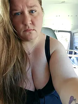 Love86Emily online show from 09.21.25