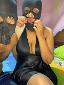 Snapshot of Sadaru_ chatting on 10.27.25 Sadaru  online show from 10.27.25