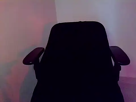 Snapshot of redruby_xoxo chatting on 03.13.26 redruby xoxo online show from 03.13.26