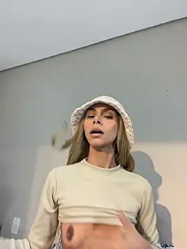 heloagreen  online show from 09.10.25