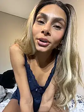 heloagreen  online show from 09.11.25