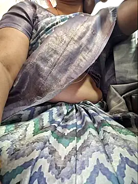 indianhotwife639 online show from 04.12.26