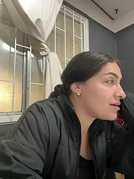 Alyha Cortes online show from 02.06.26