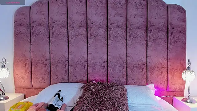 ValeskaZuev1 online show from 09.24.25