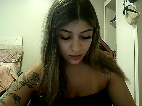 Becca B online show from 02.06.26