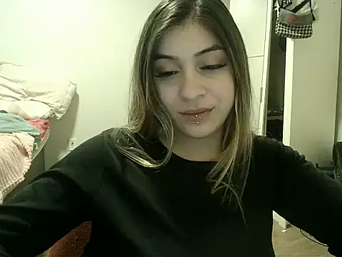 Snapshot of Becca_B chatting on 05.16.26 Becca B online show from 05.16.26