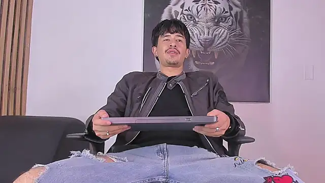 DimitriDeluxe online show from 09.26.25