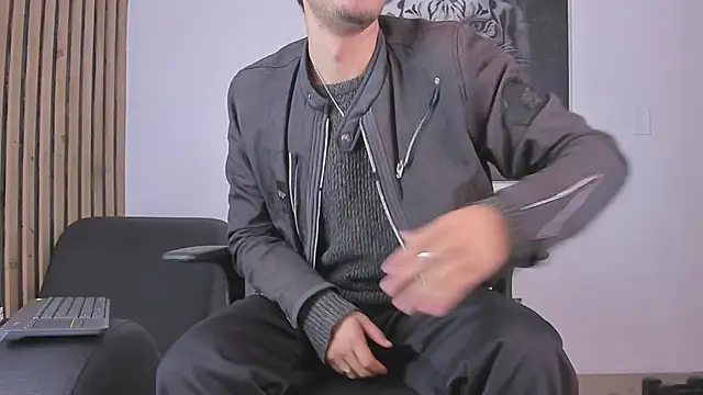 DimitriDeluxe online show from 10.03.25