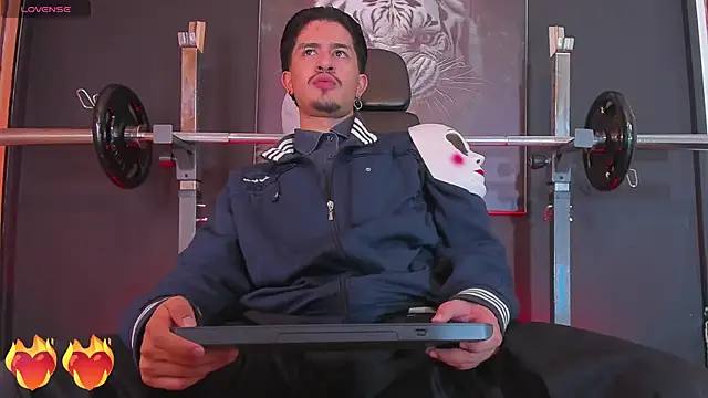 DimitriDeluxe online show from 11.01.25