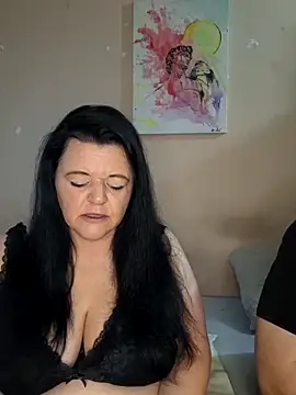 Snapshot of BlacReign chatting on 02.21.26 BlacReign online show from 02.21.26