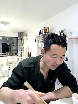 huanhuanaaaaa online show from 04.08.26