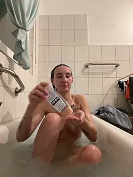 Emilia Mausi online show from 11.12.25