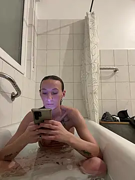 Emilia Mausi online show from 03.11.26