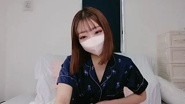 Snapshot of Rina_72 chatting on 10.08.25 Rina 72 online show from 10.08.25