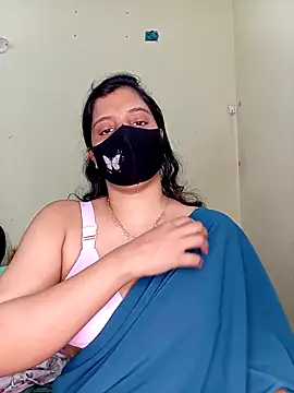 Rose-luckey online show from 11.25.25