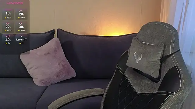 CarolineGuthrie online show from 09.12.25