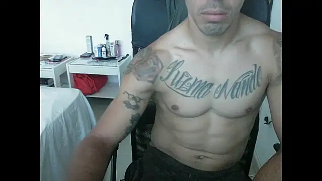 Snapshot of mckanna chatting on 09.14.25 mckanna online show from 09.14.25