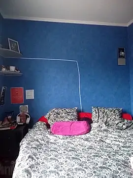 Snapshot of Feelineducentre chatting on 10.03.25 Feelineducentre online show from 10.03.25