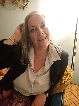 Feelineducentre online show from 02.07.26